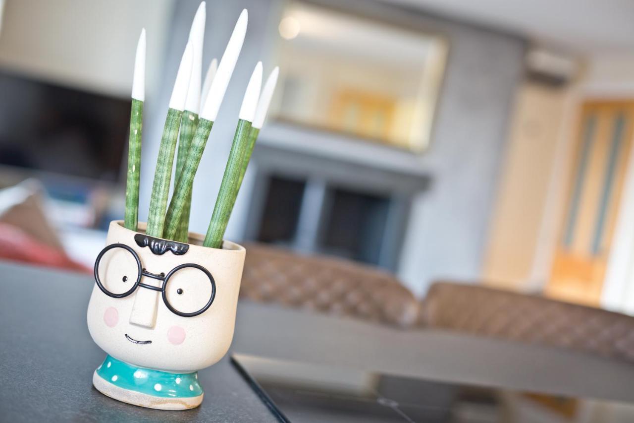 Harley House Villa โบรกห์ตัน อิน เฟอร์เนส ภายนอก รูปภาพ